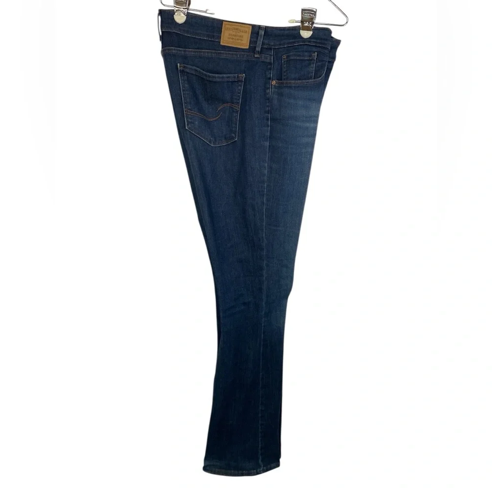 Levi’s Mid Rise Bootcut Denim Blue Jeans Women’s Size 14